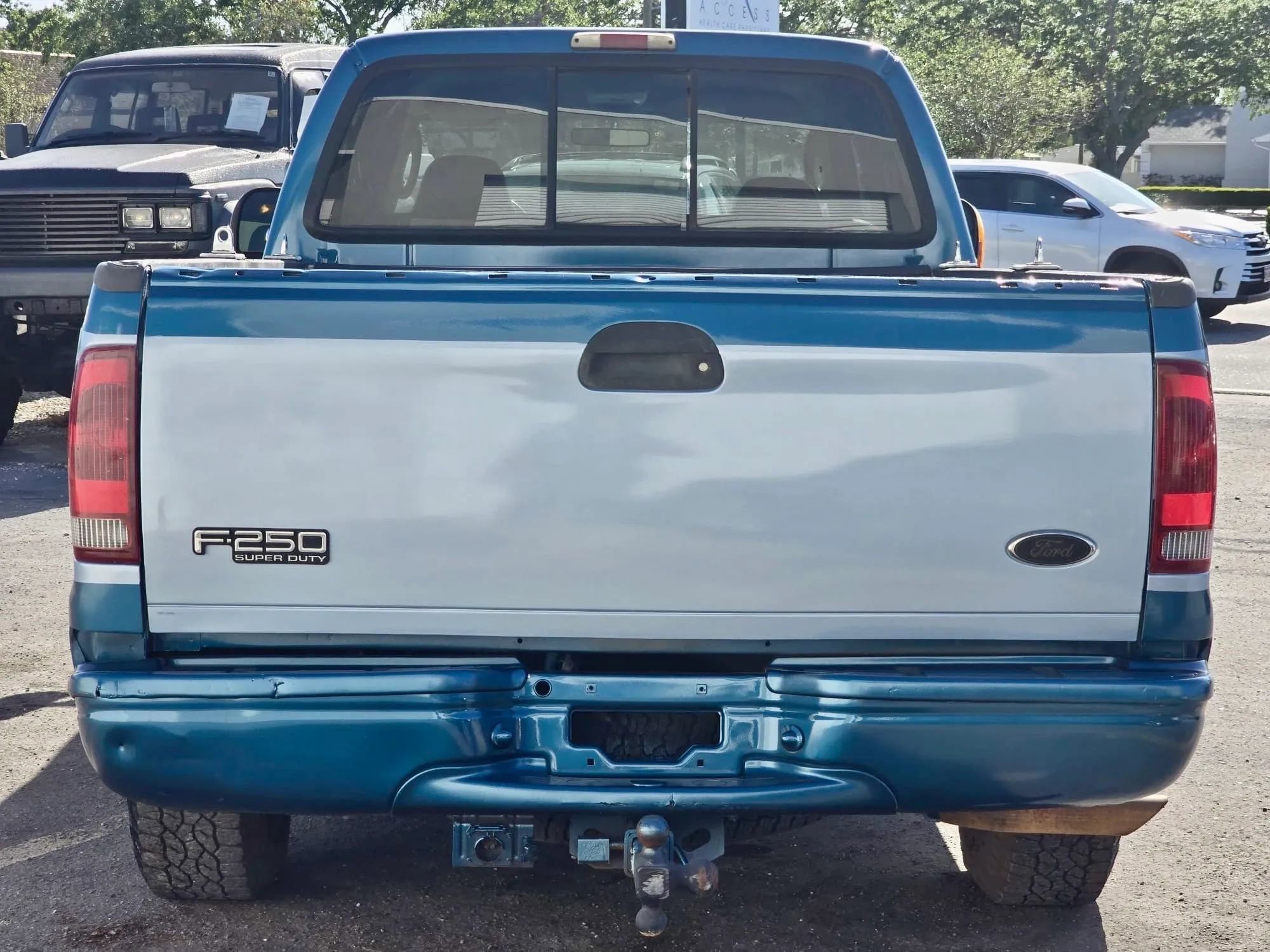 Used 2003 Ford F250 XL image 4