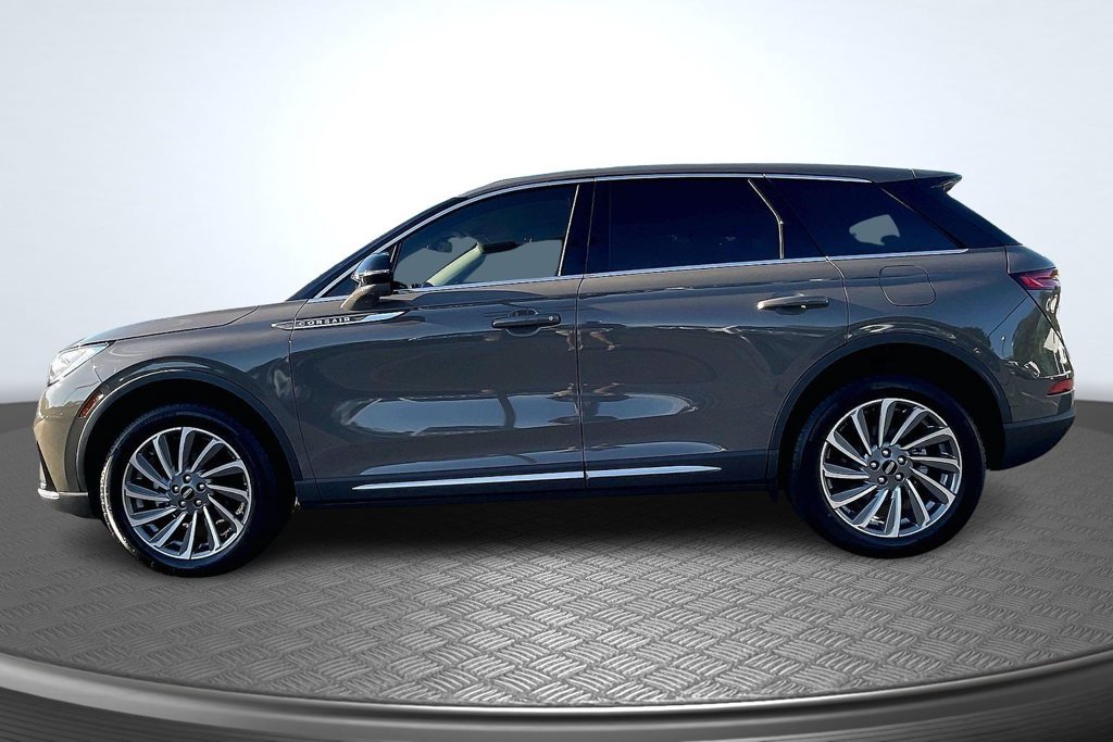 Used 2025 Lincoln Corsair Reserve FWD image 8