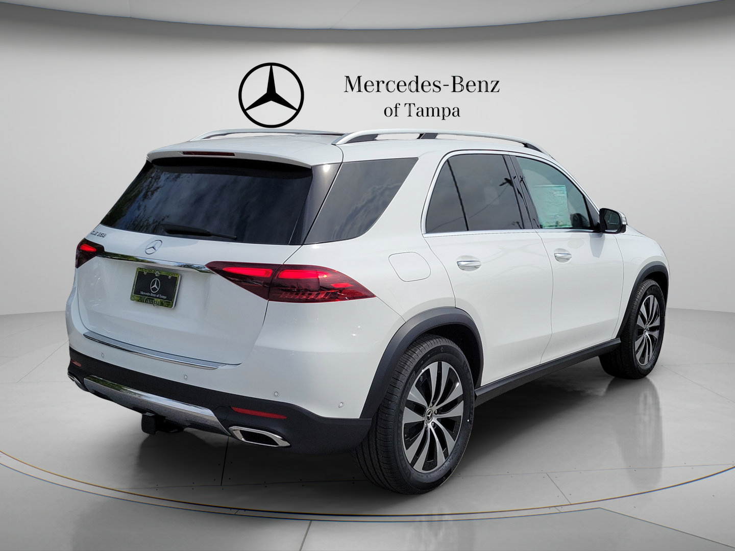 Used 2026 Mercedes-Benz GLE 350 4MATIC image 3