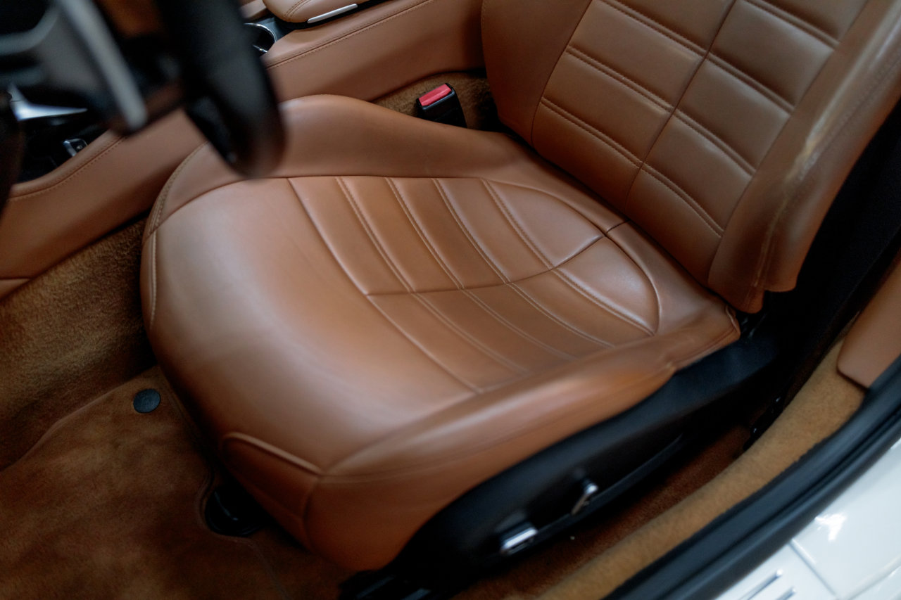 Used 2016 Ferrari California T image 58