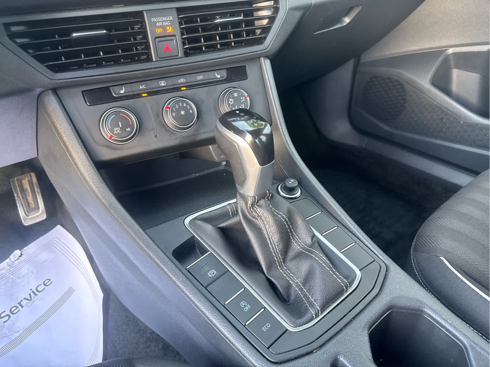 Used 2024 Volkswagen Jetta Sport image 22