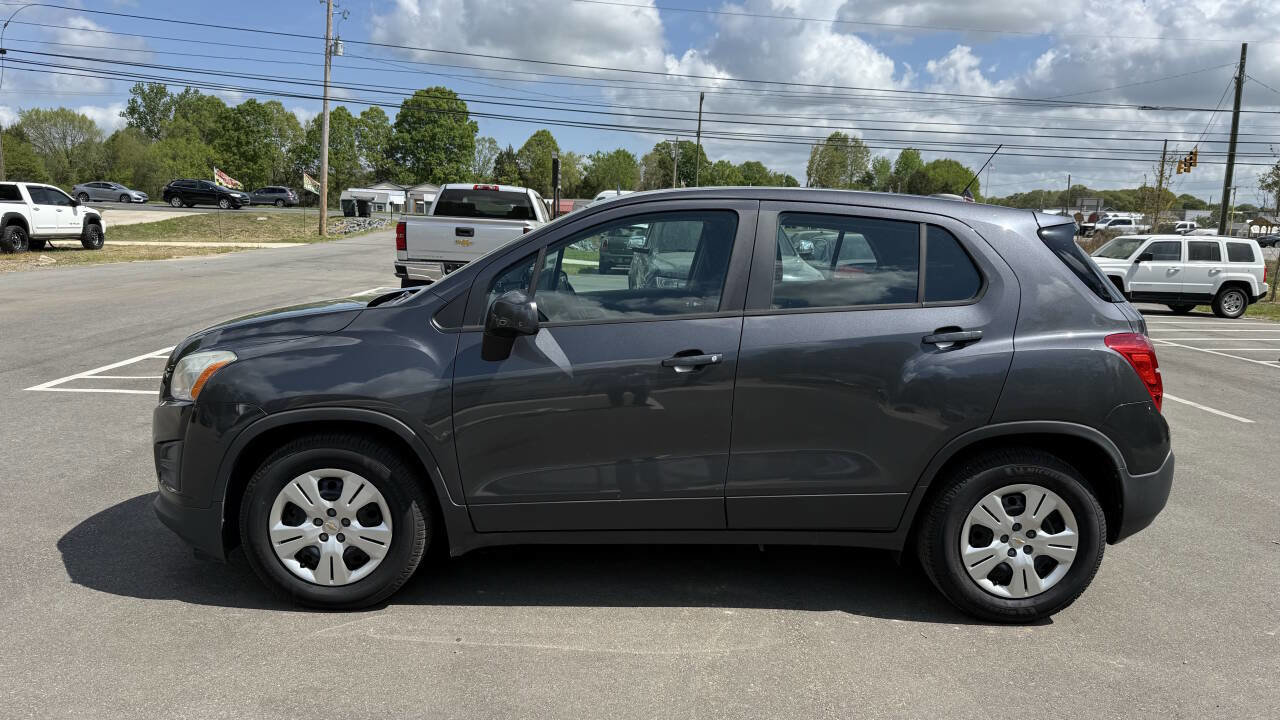 Used 2016 Chevrolet Trax LS image 4