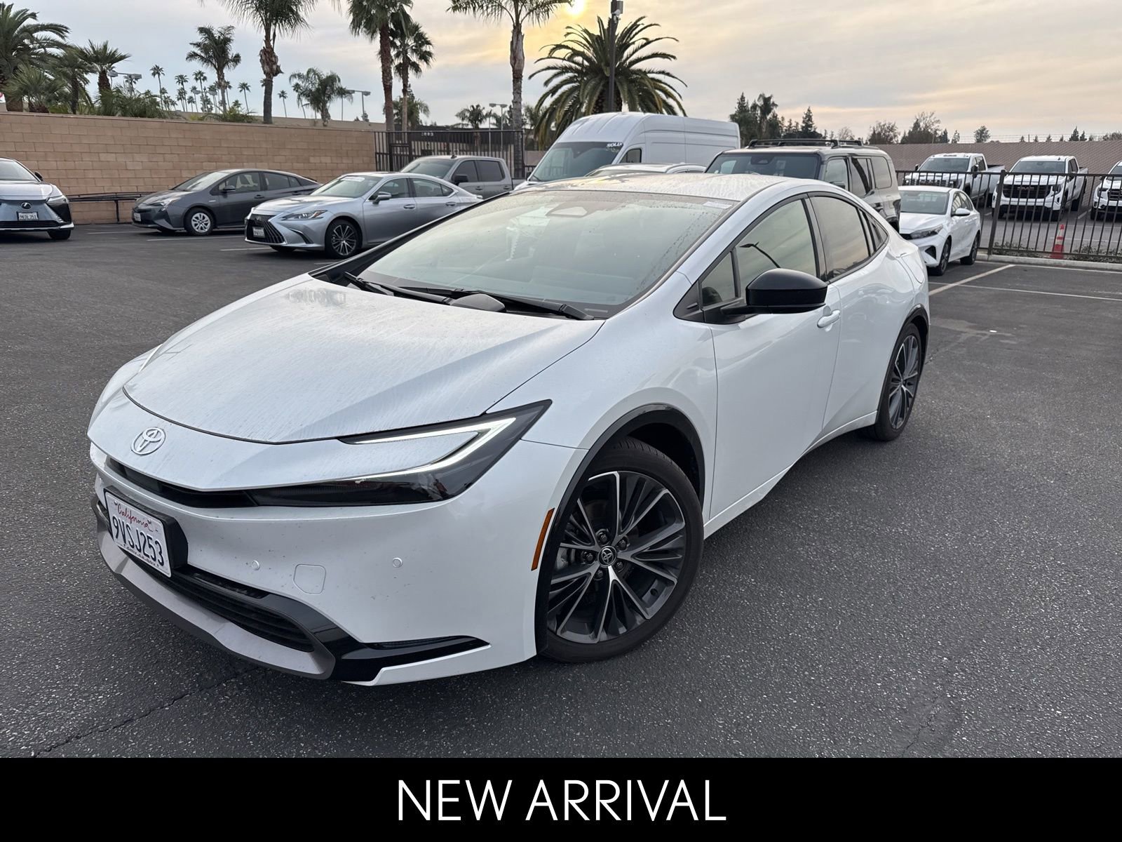 Used 2026 Toyota Prius XLE image 1