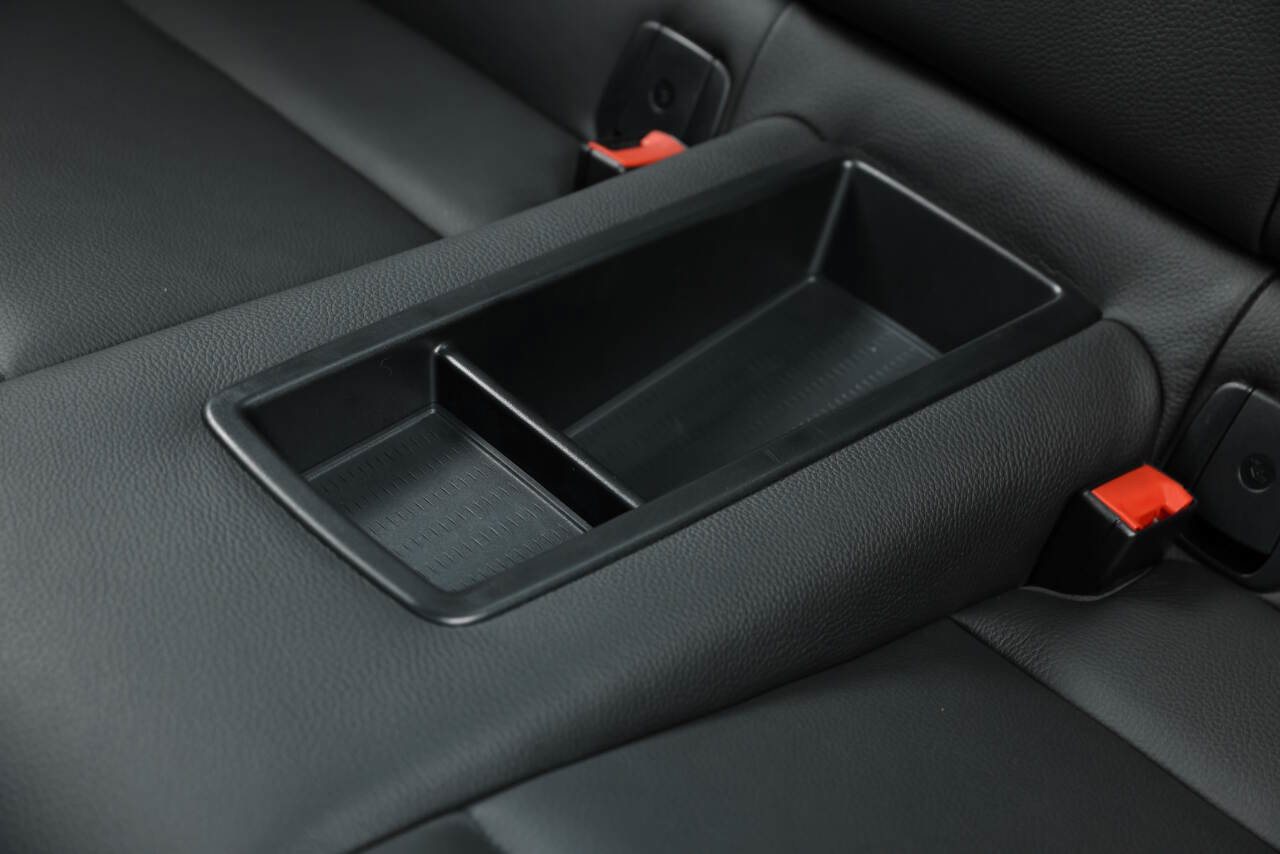 Used 2011 BMW 1 Series M image 66