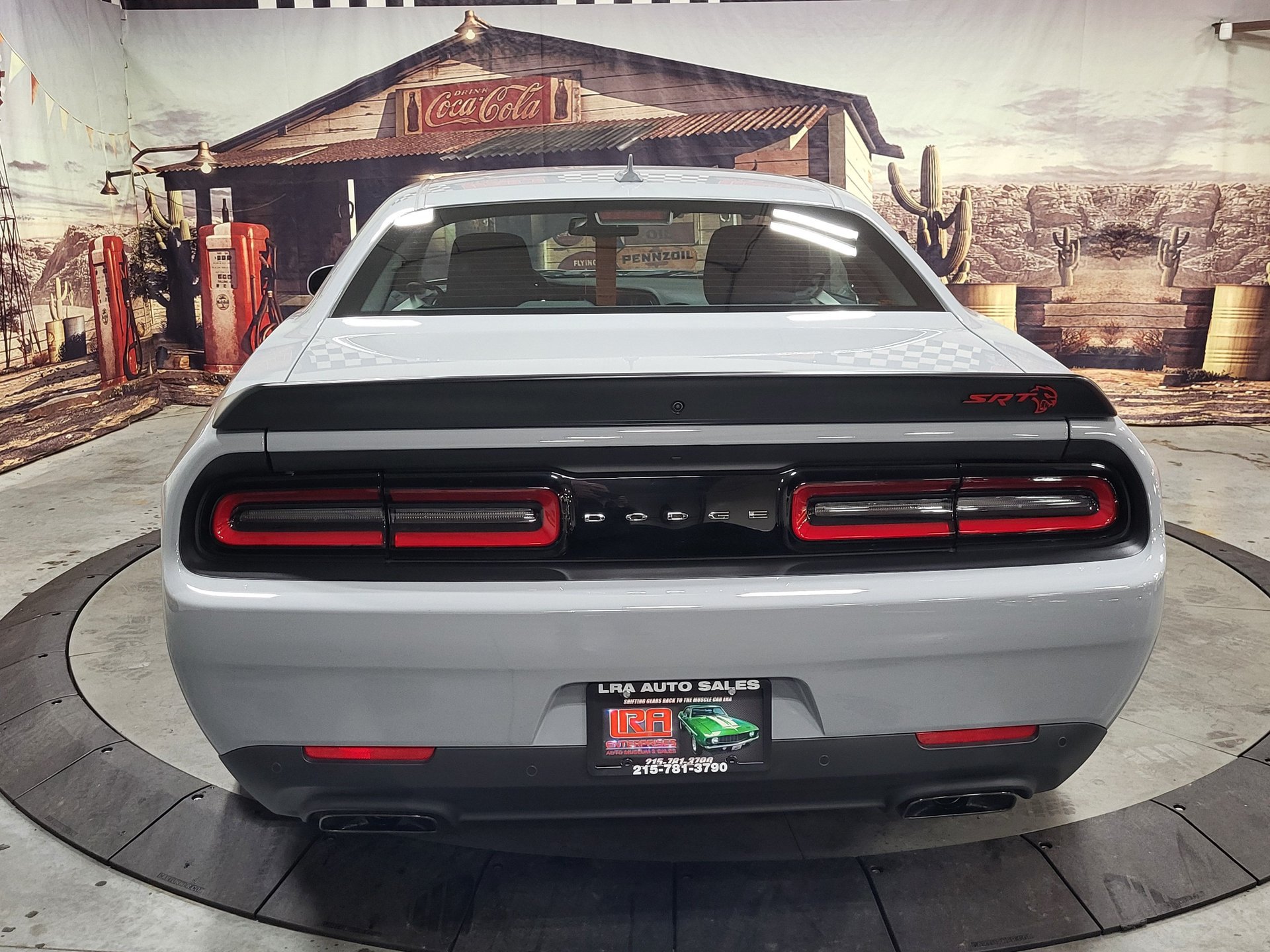 Used 2022 Dodge Challenger SRT Hellcat RWD image 4