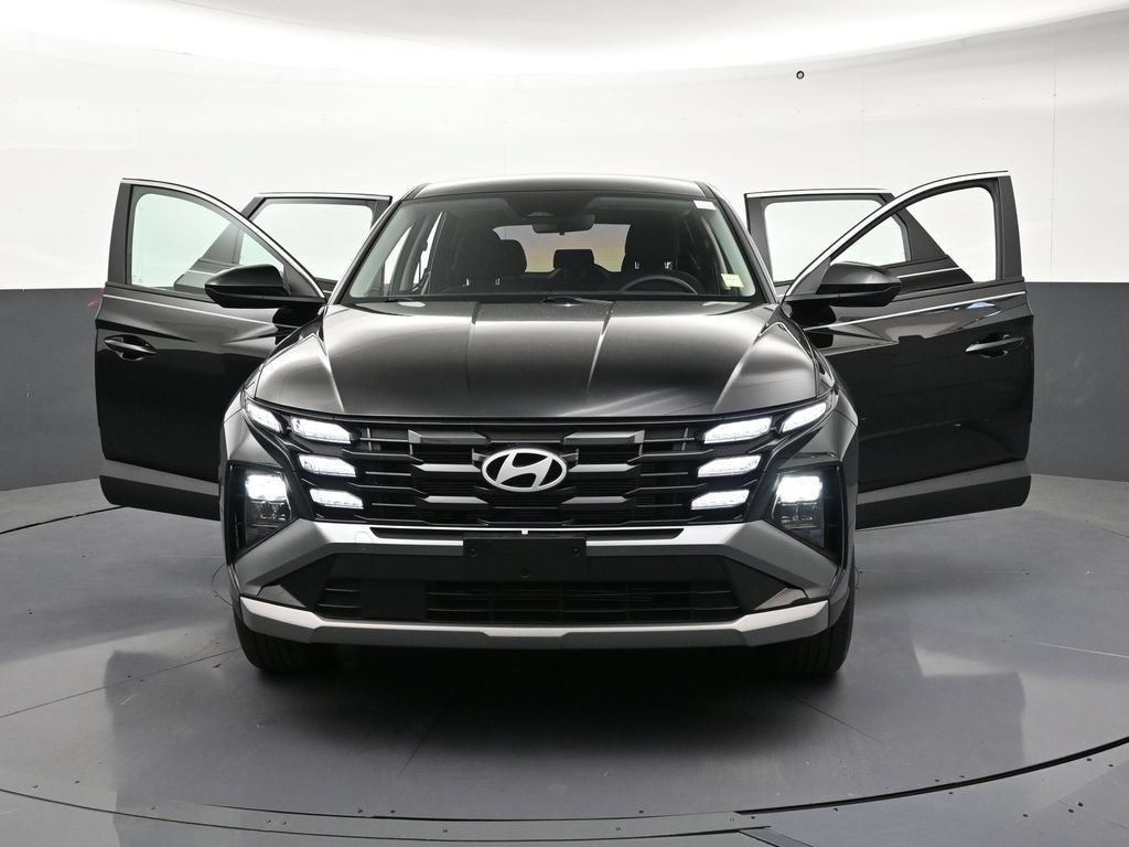 Used 2025 Hyundai Tucson SE AWD/4WD image 37