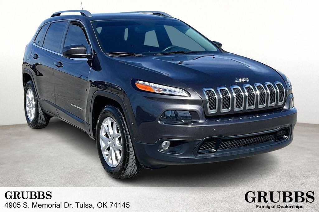 Used 2016 Jeep Cherokee Latitude video 1