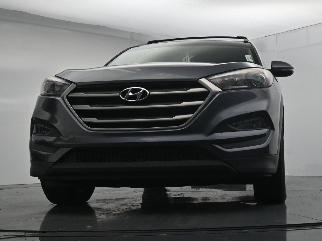 Used 2018 Hyundai Tucson SEL Plus AWD/4WD image 19