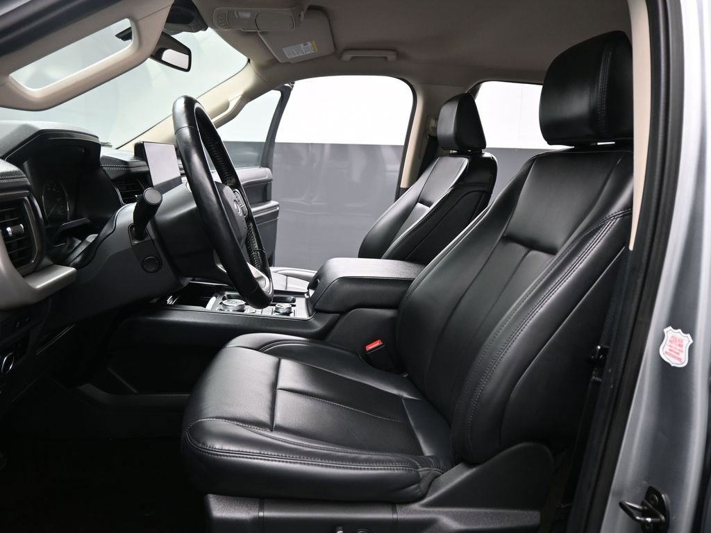 Certified 2023 Ford Expedition Max XLT image 10