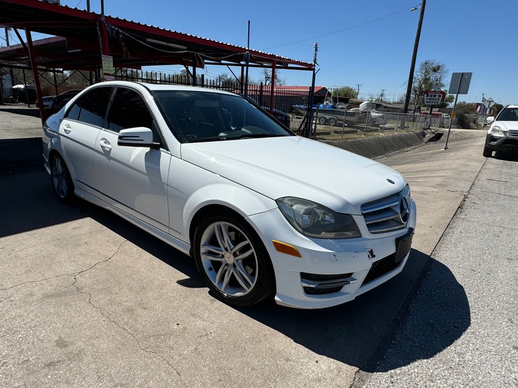Used 2013 Mercedes-Benz C 250 C250 w/ Multimedia Pkg image 33