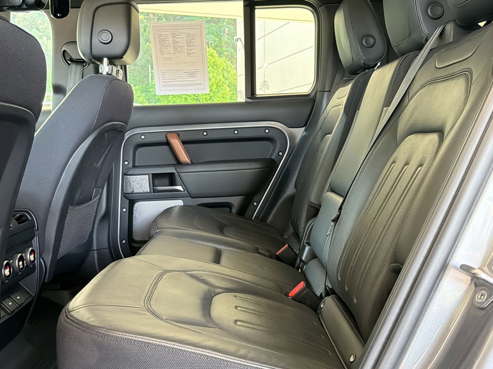 Certified 2023 Land Rover Defender 130 X image 27