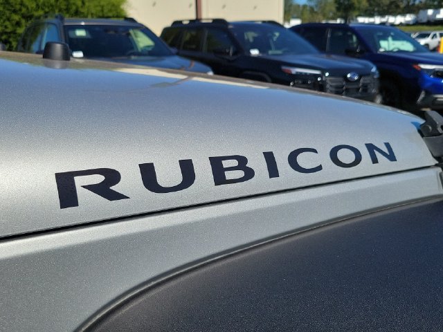 Used 2012 Jeep Wrangler Rubicon w/ PWR Convenience Group AWD/4WD image 7