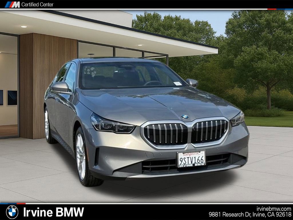Used 2025 BMW 530i image 5