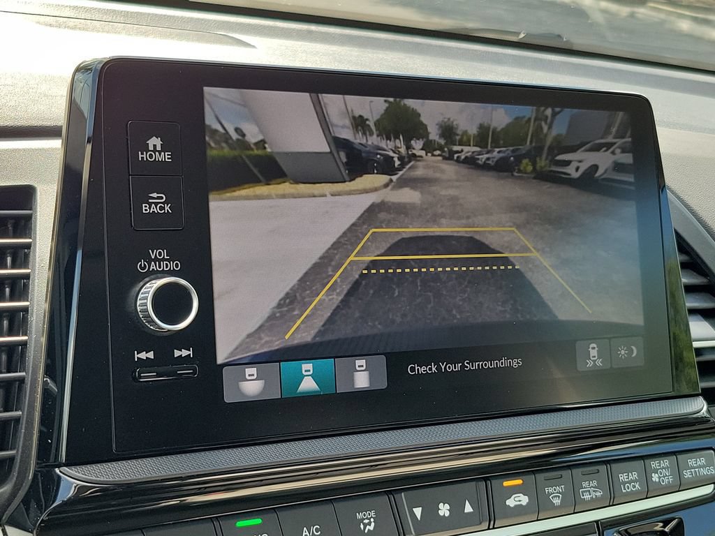 Used 2025 Honda Odyssey EX-L image 31