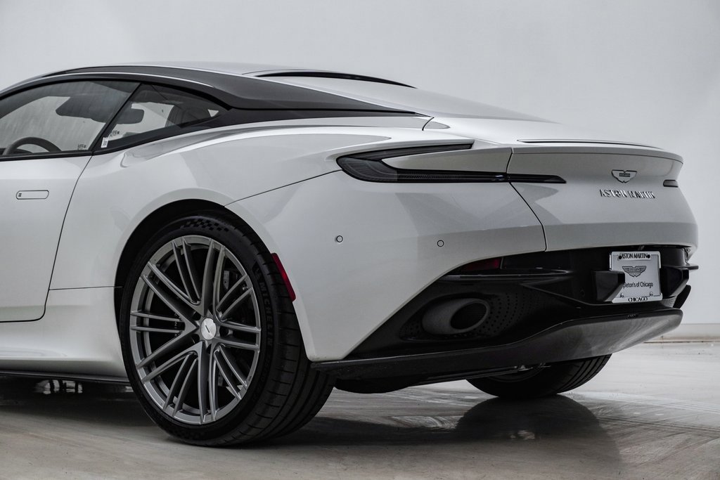Used 2024 Aston Martin DB12 Coupe image 20