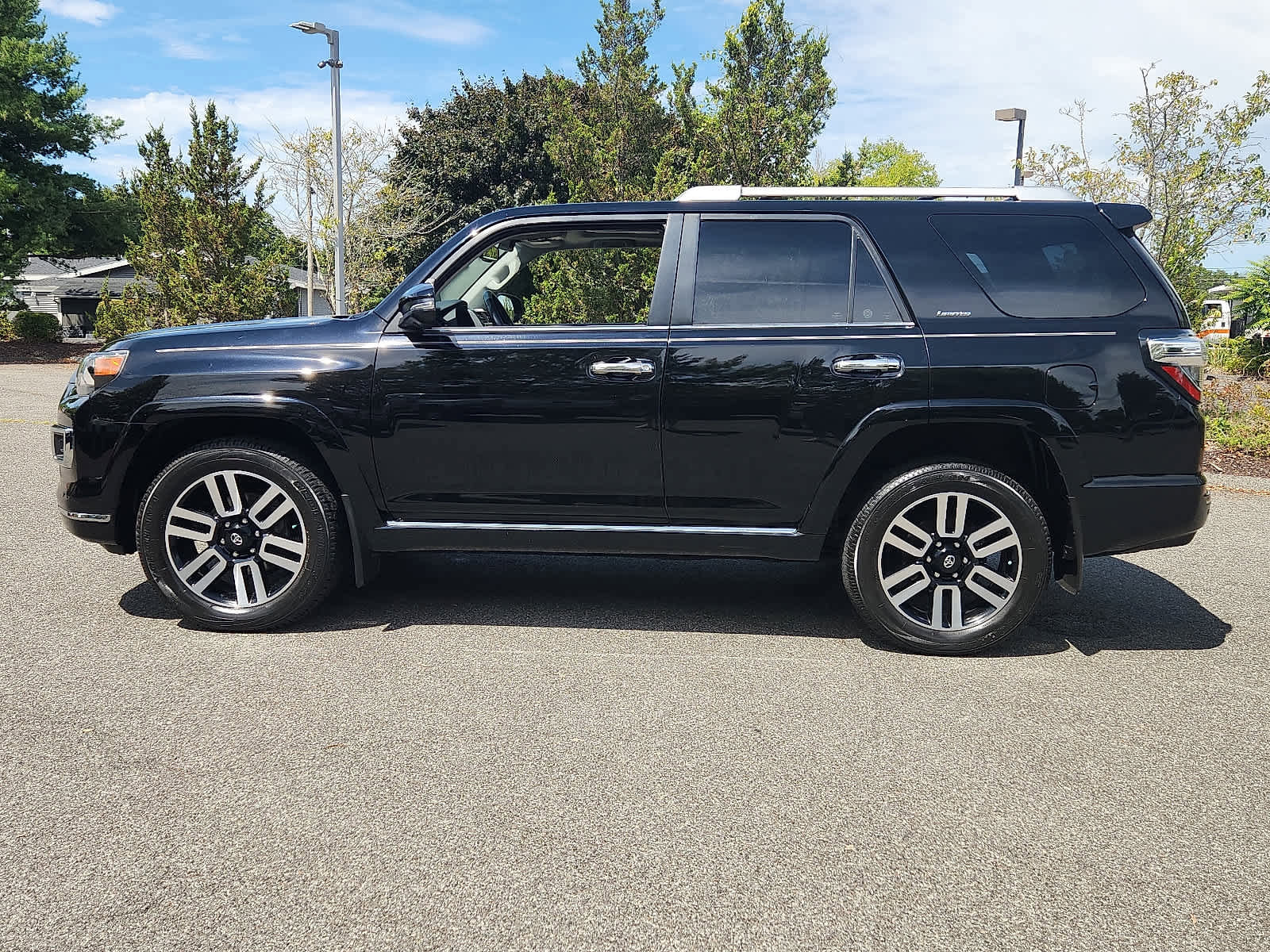 Certified 2022 Toyota 4Runner Limited image 8