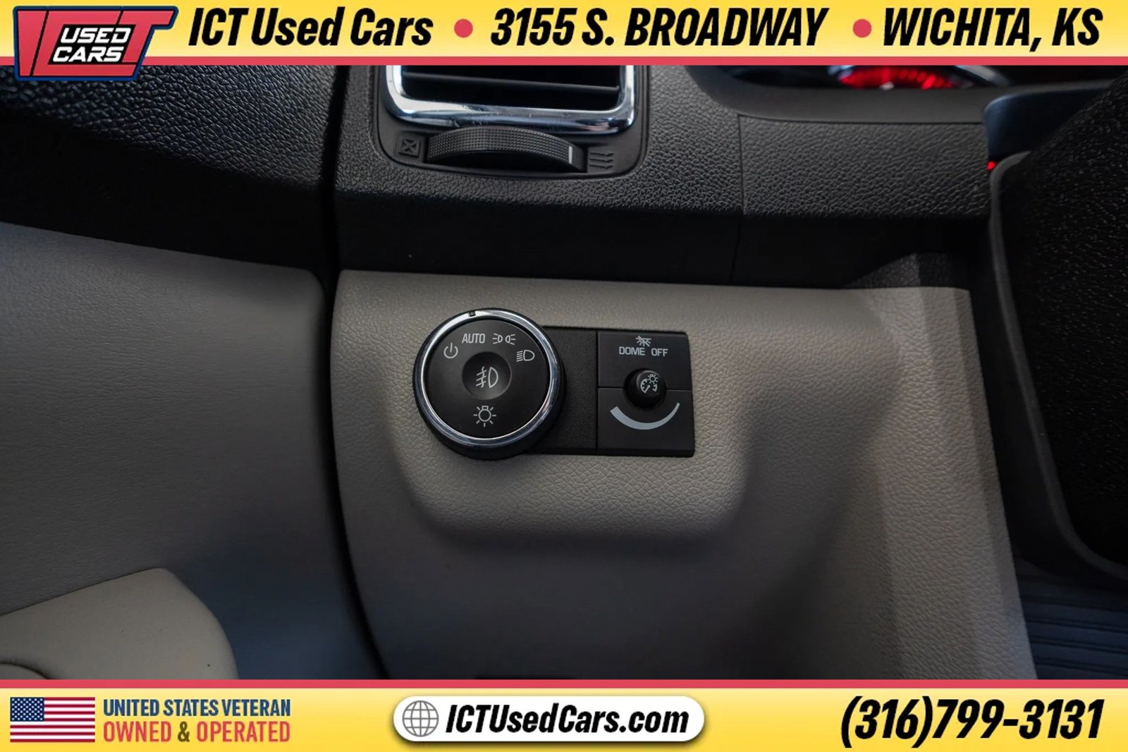 Used 2009 GMC Acadia SLE w/ Preferred Package FWD image 16