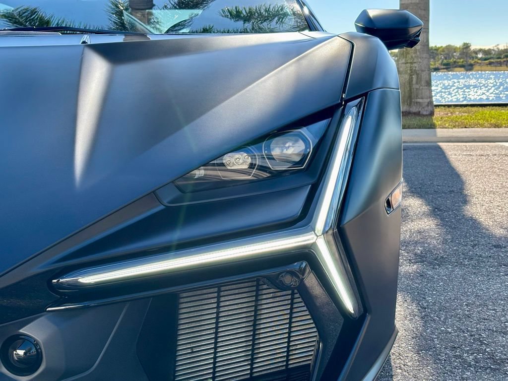 Used 2025 Lamborghini Revuelto AWD/4WD image 26