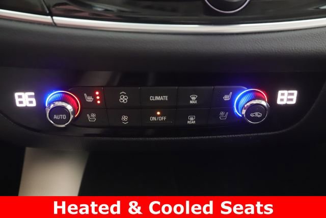 Used 2022 Buick Enclave Avenir w/ Avenir Technology Package image 4