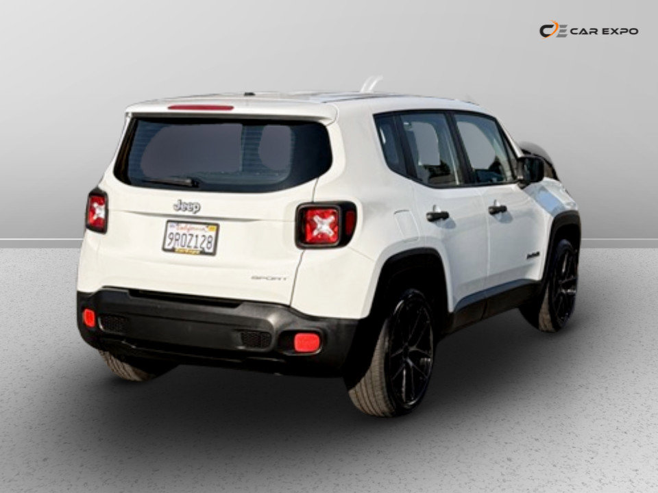 Used 2015 Jeep Renegade Sport image 23