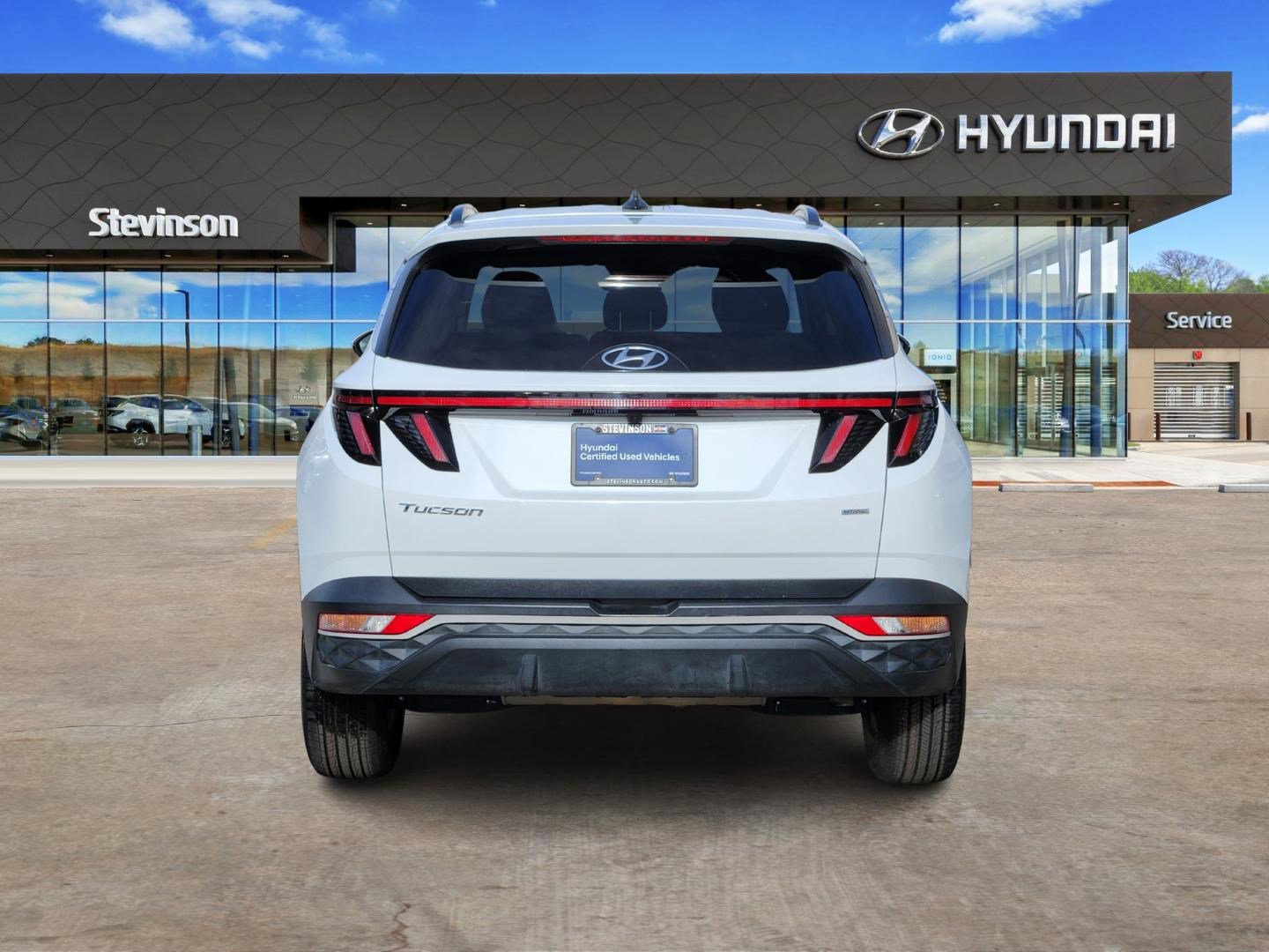 Certified 2022 Hyundai Tucson SEL w/ Cargo Package image 3