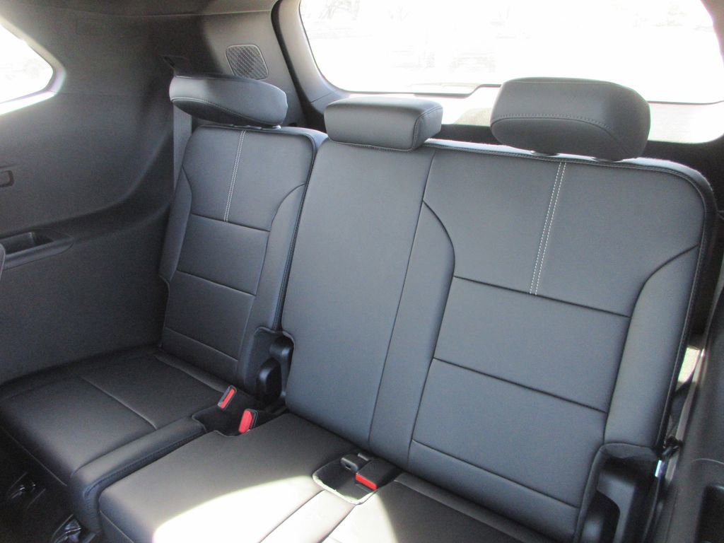 New 2026 GMC Acadia Elevation image 13