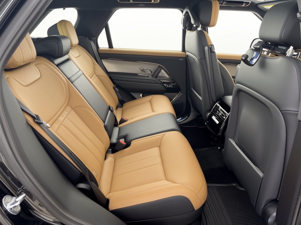 New 2027 Land Rover Range Rover Sport Dynamic SE AWD/4WD image 29