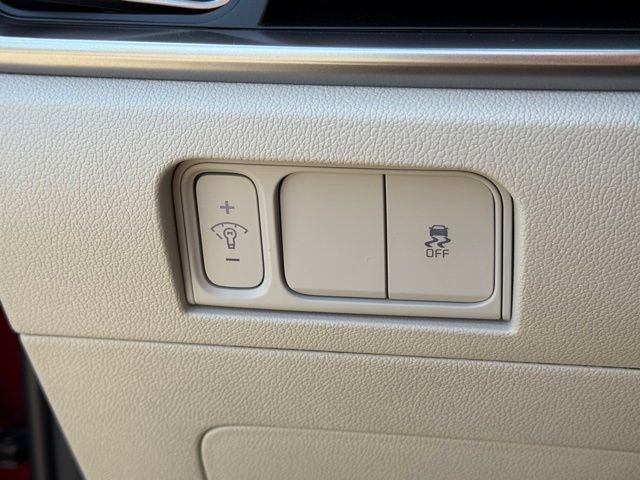 Used 2025 Kia Sorento S w/ Panoramic Sunroof Package FWD image 28