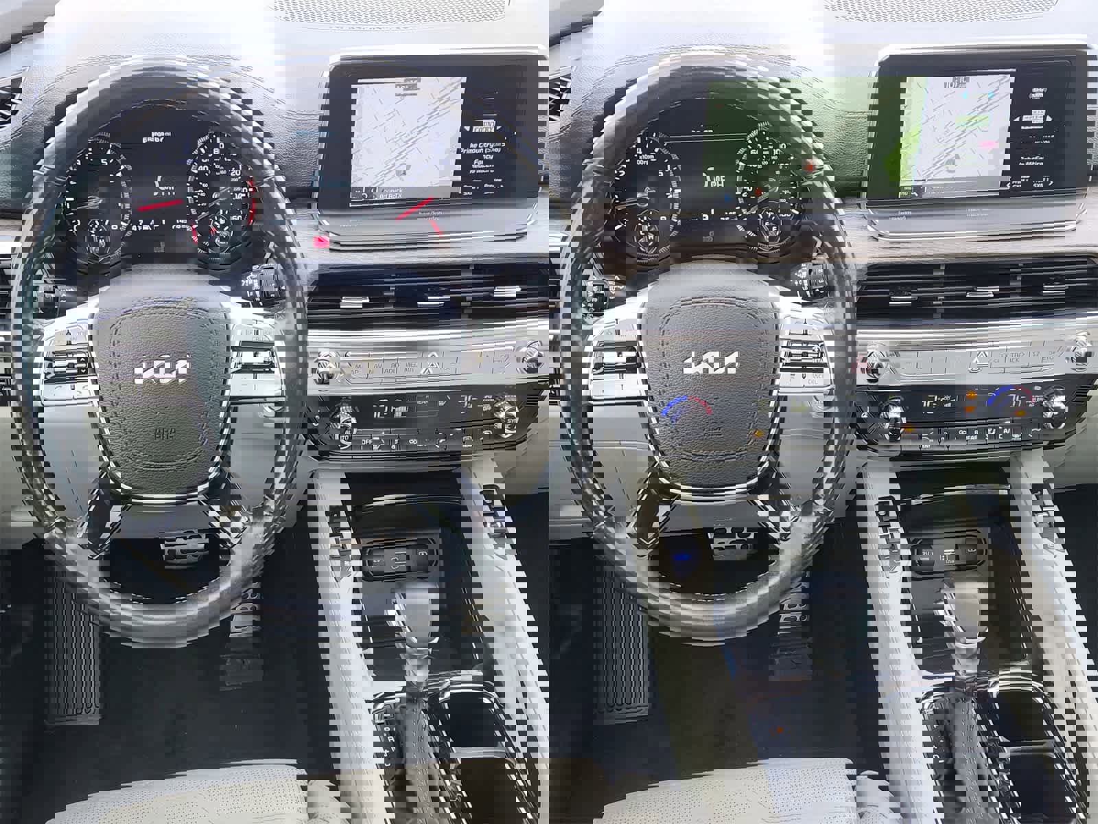 Certified 2022 Kia Telluride SX w/ SX Prestige Package image 26