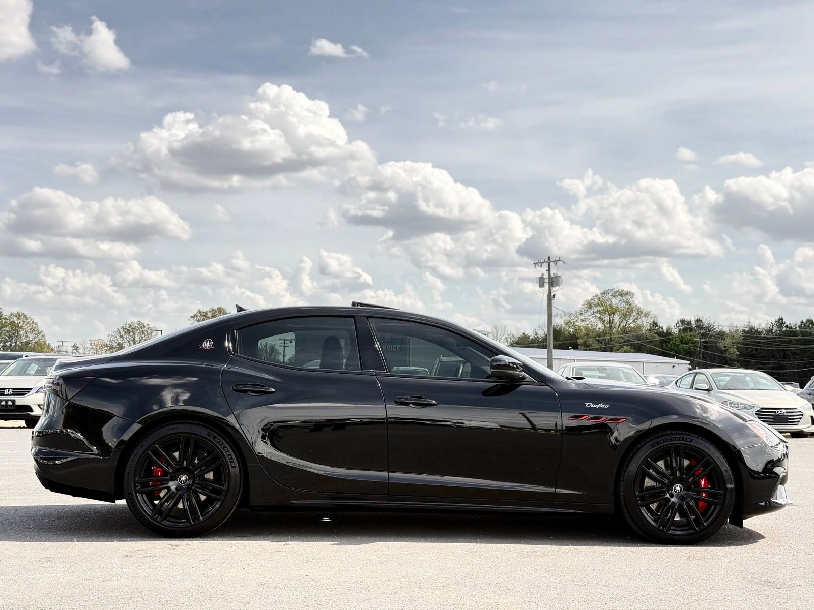 Used 2021 Maserati Ghibli Trofeo image 10