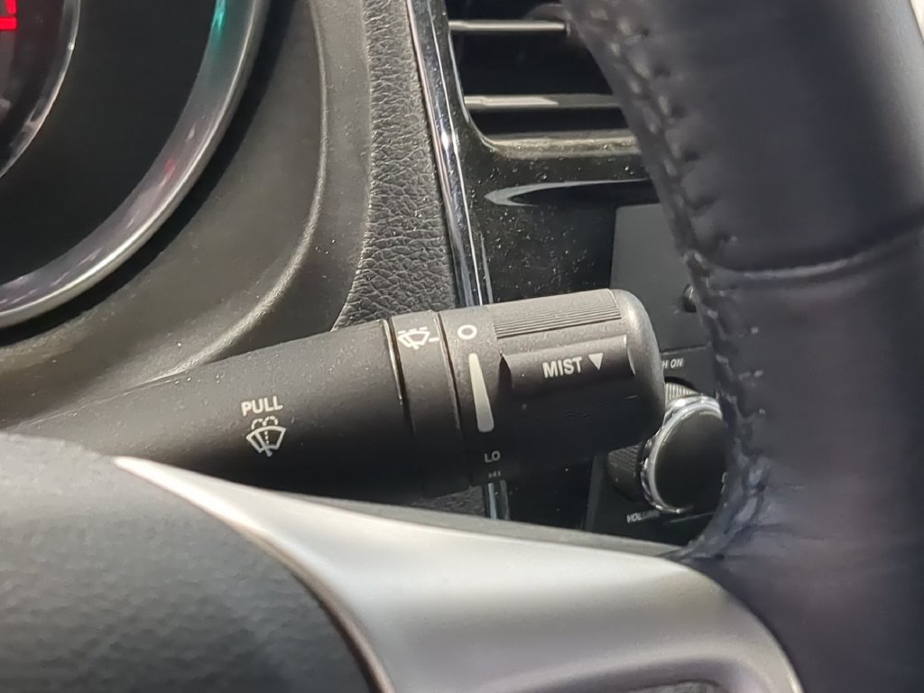 Used 2014 Chrysler 200 Limited FWD image 29