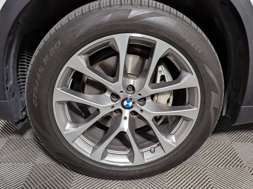 Used 2025 BMW X5 xDrive40i w/ Premium Package AWD/4WD image 48