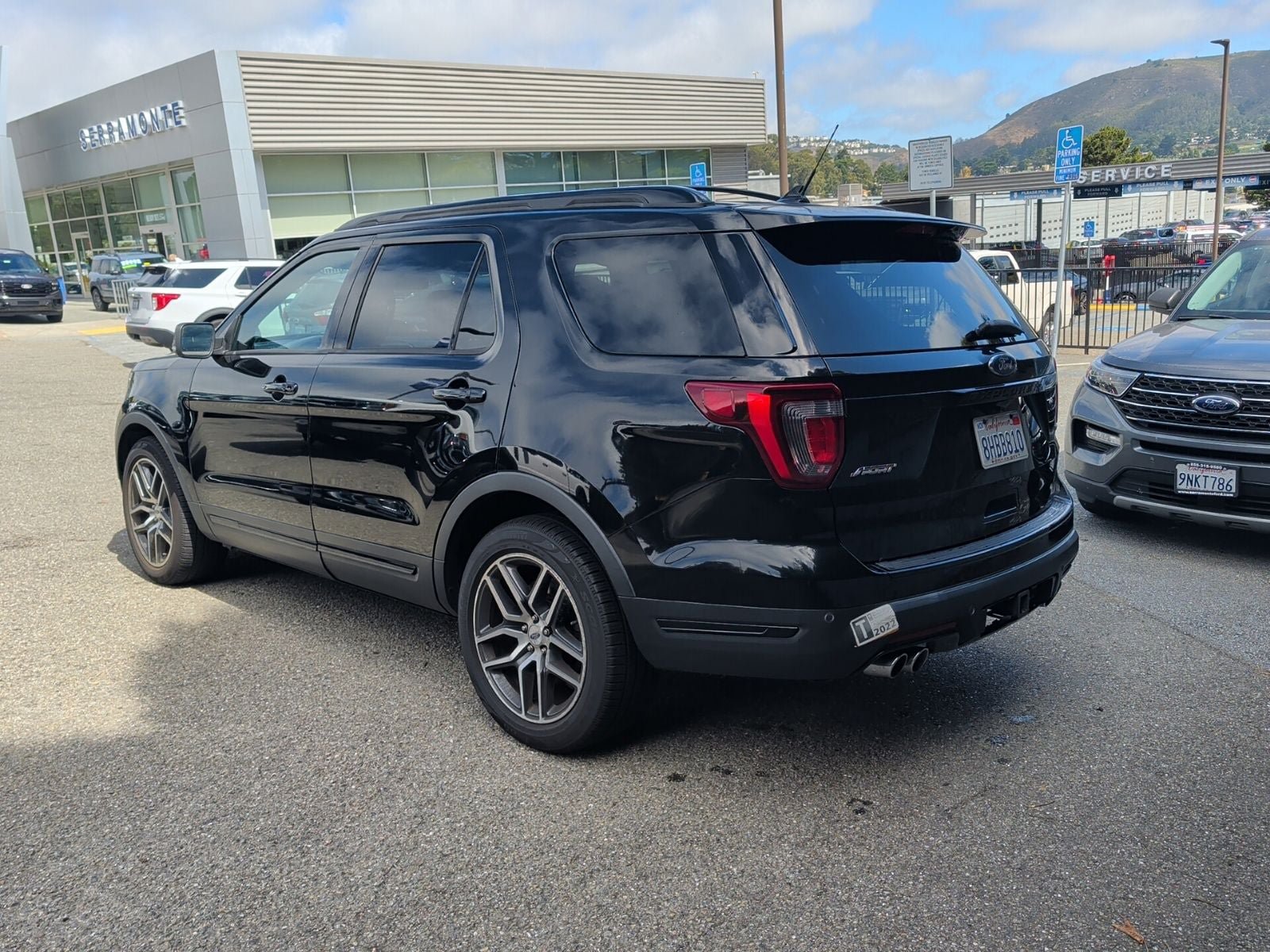 Used 2018 Ford Explorer Sport w/ Equipment Group 401A AWD/4WD image 5