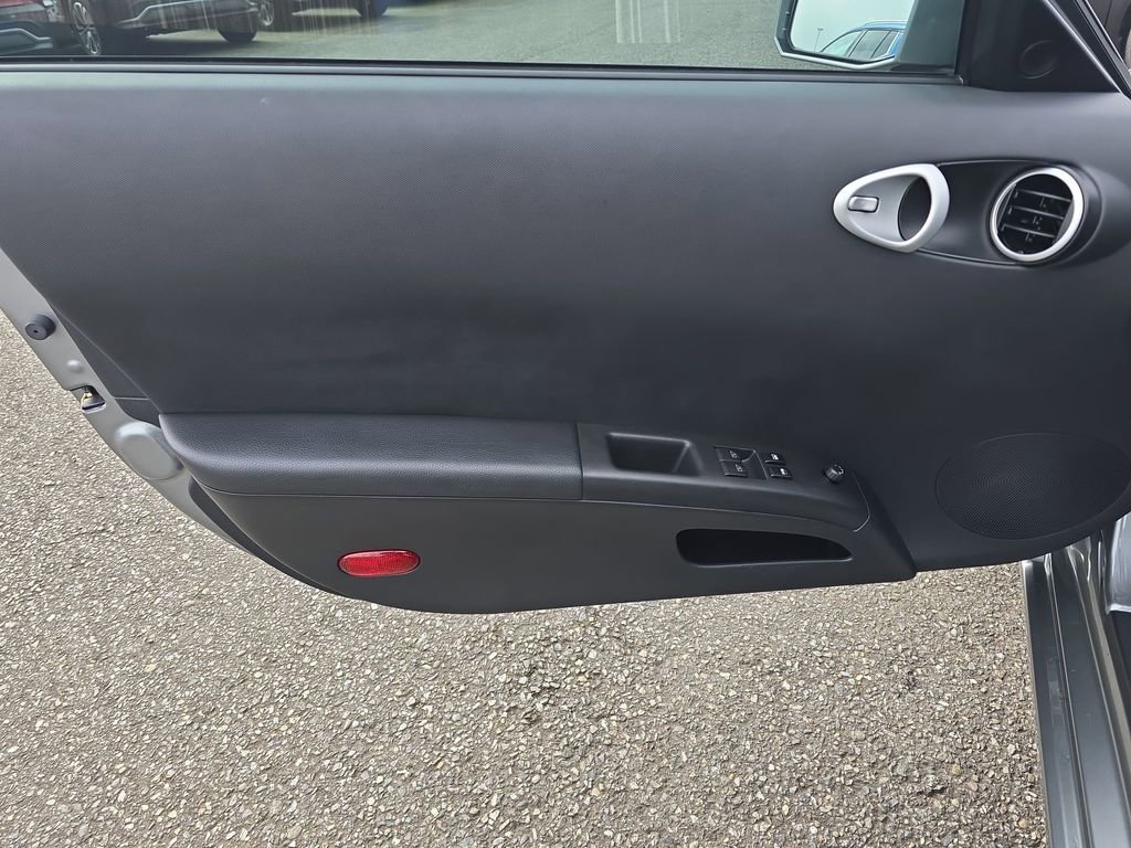 Used 2003 Nissan 350Z Touring image 22