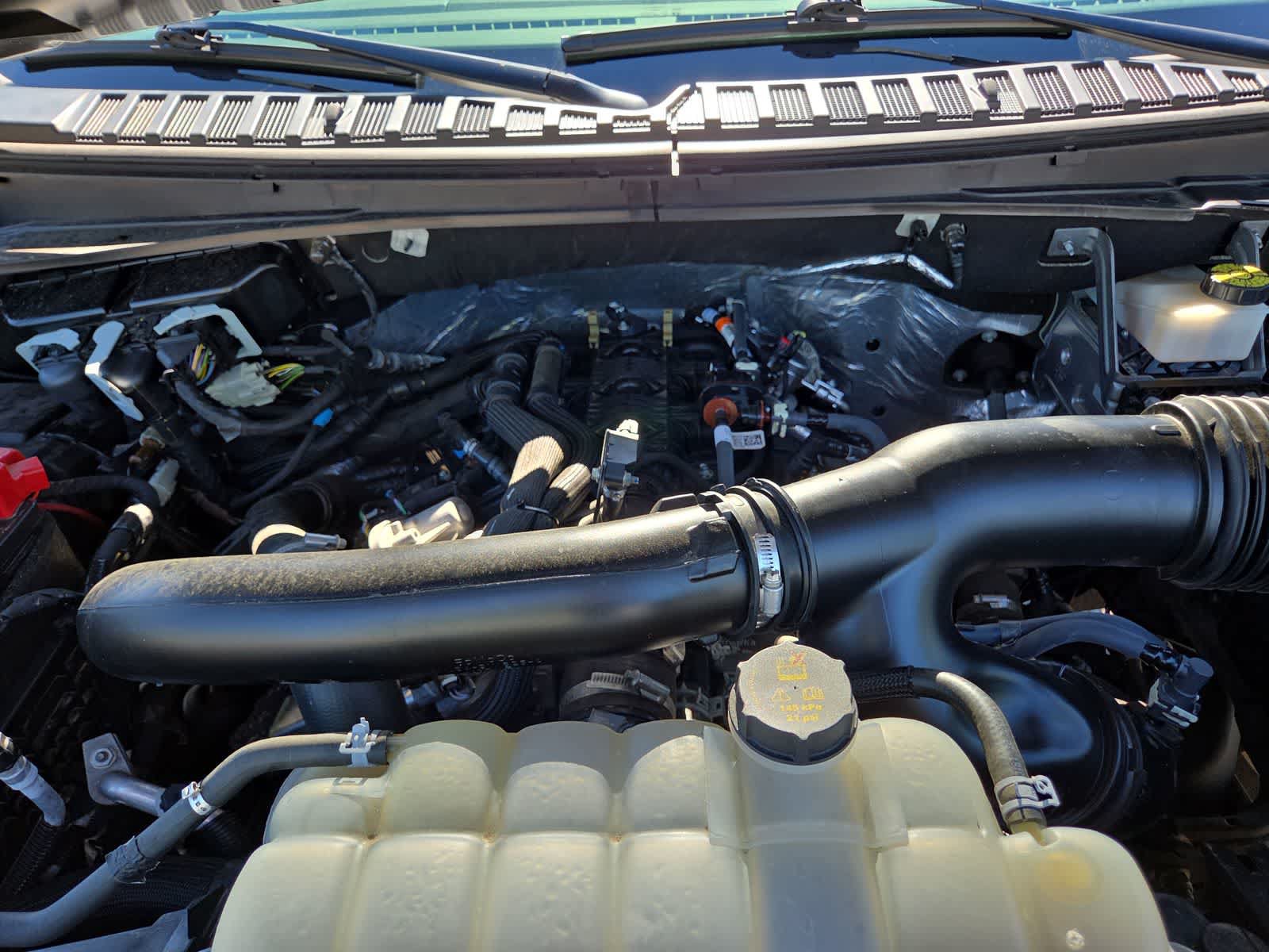Used 2024 Ford Expedition Limited AWD/4WD image 17