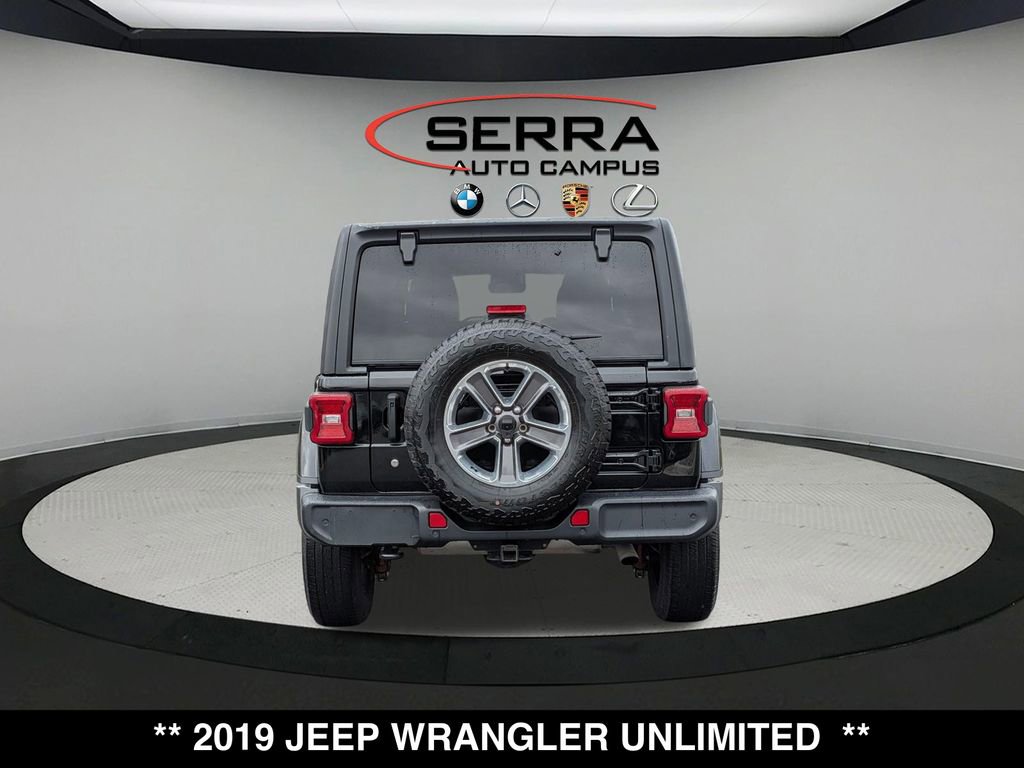 Used 2019 Jeep Wrangler Unlimited Sahara AWD/4WD image 4