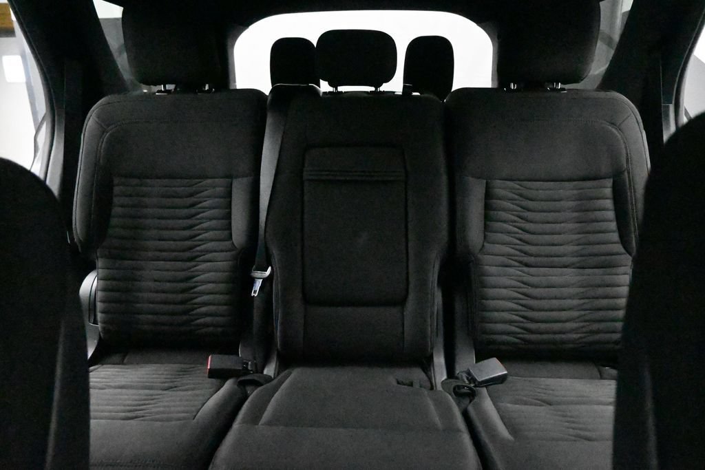 Used 2020 Ford Explorer XLT w/ Comfort Package AWD/4WD image 19