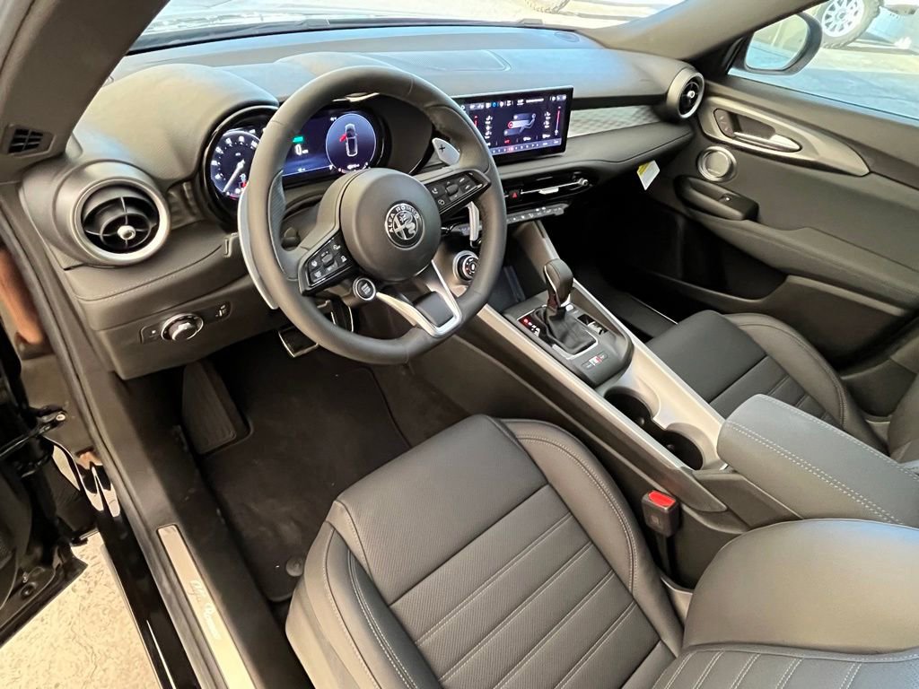 New 2024 Alfa Romeo Tonale Veloce image 24