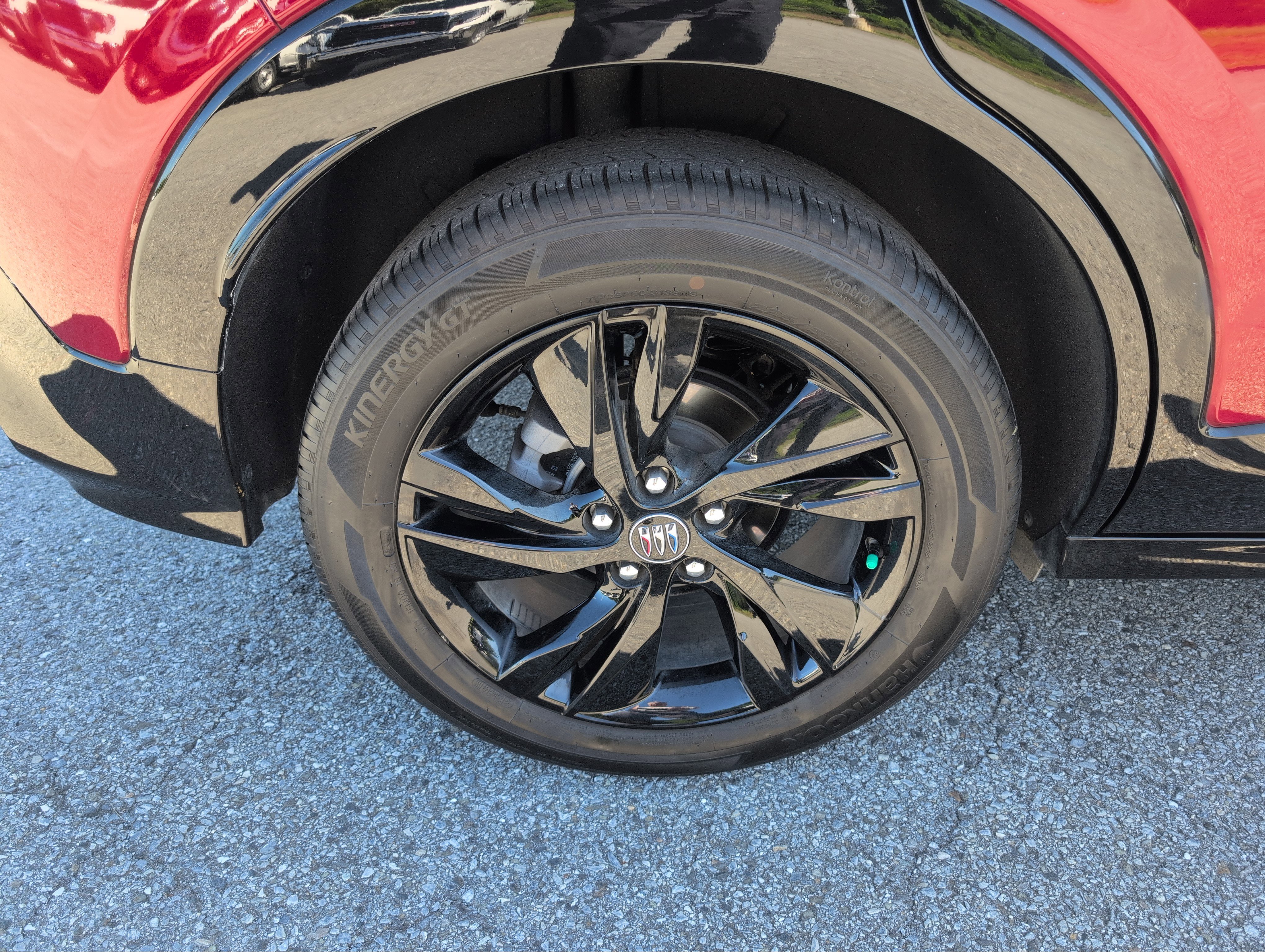 Used 2024 Buick Encore GX Sport Touring image 6