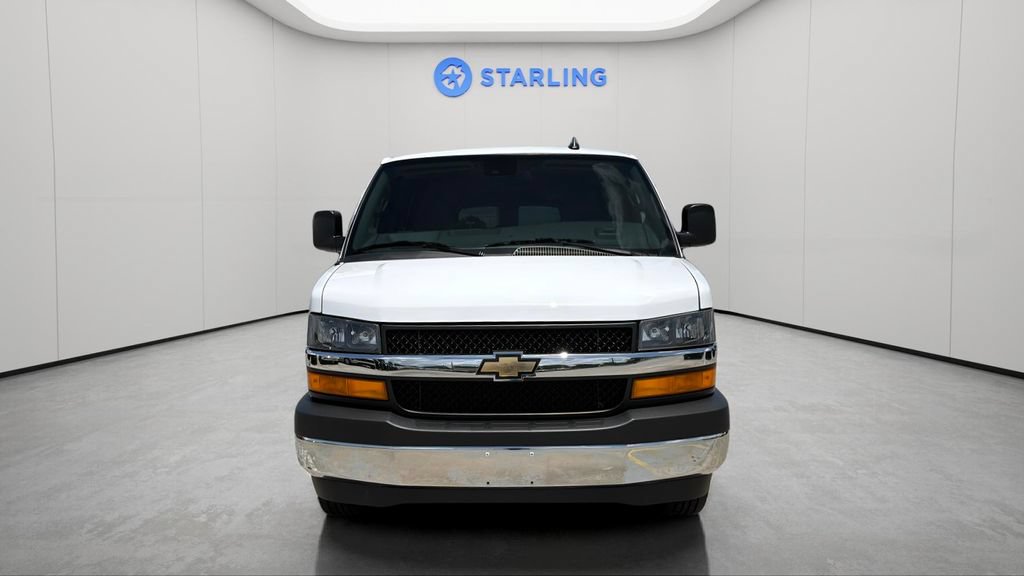 Certified 2025 Chevrolet Express 3500 LT w/ LT Preferred Equipment Group RWD image 15