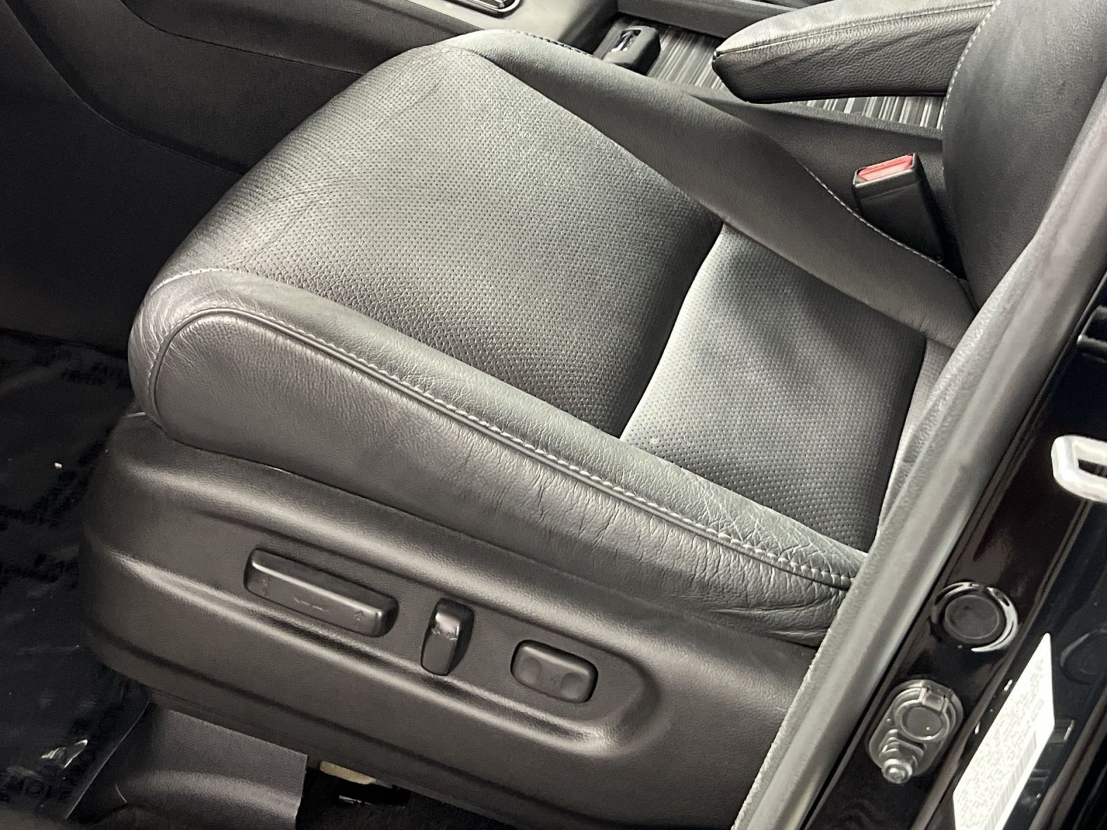 Used 2022 Honda Passport EX-L image 14