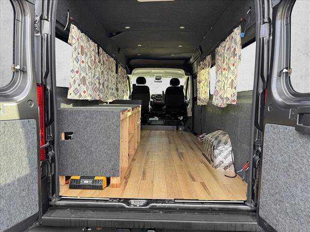 Used 2021 RAM ProMaster 3500 w/ Premium Appearance Group image 8
