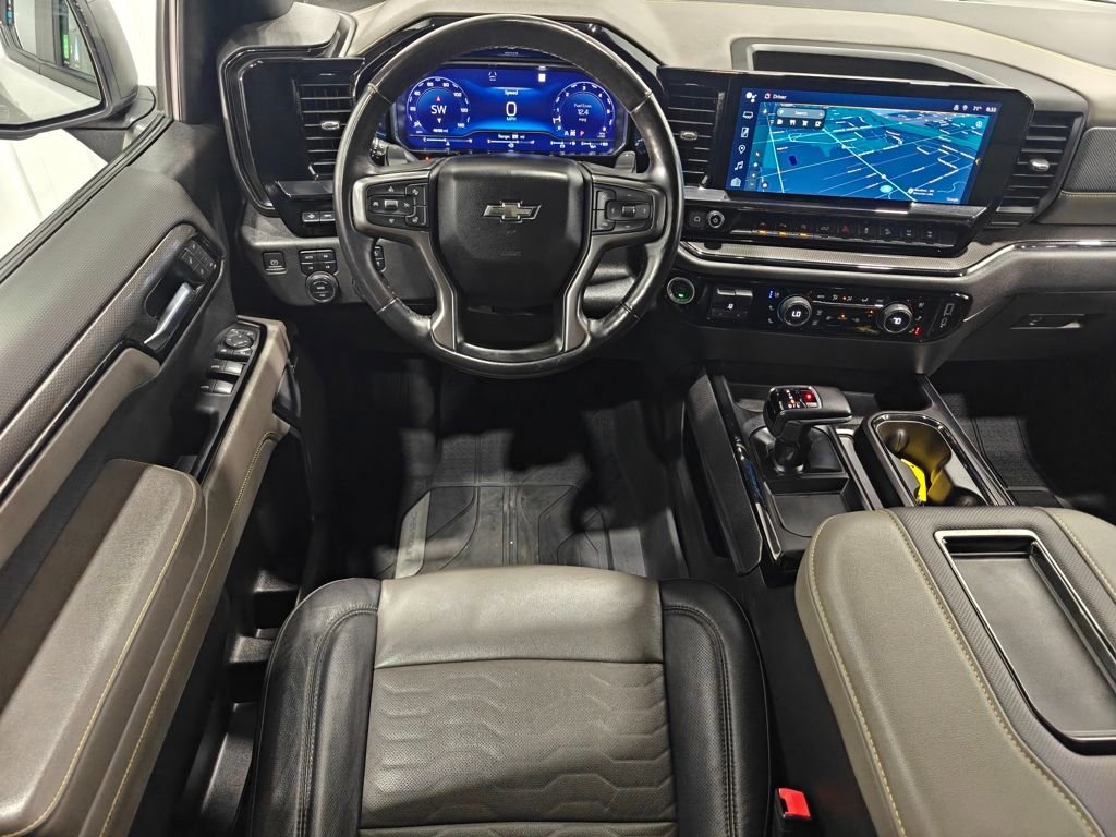 Used 2022 Chevrolet Silverado 1500 ZR2 w/ Technology Package image 4