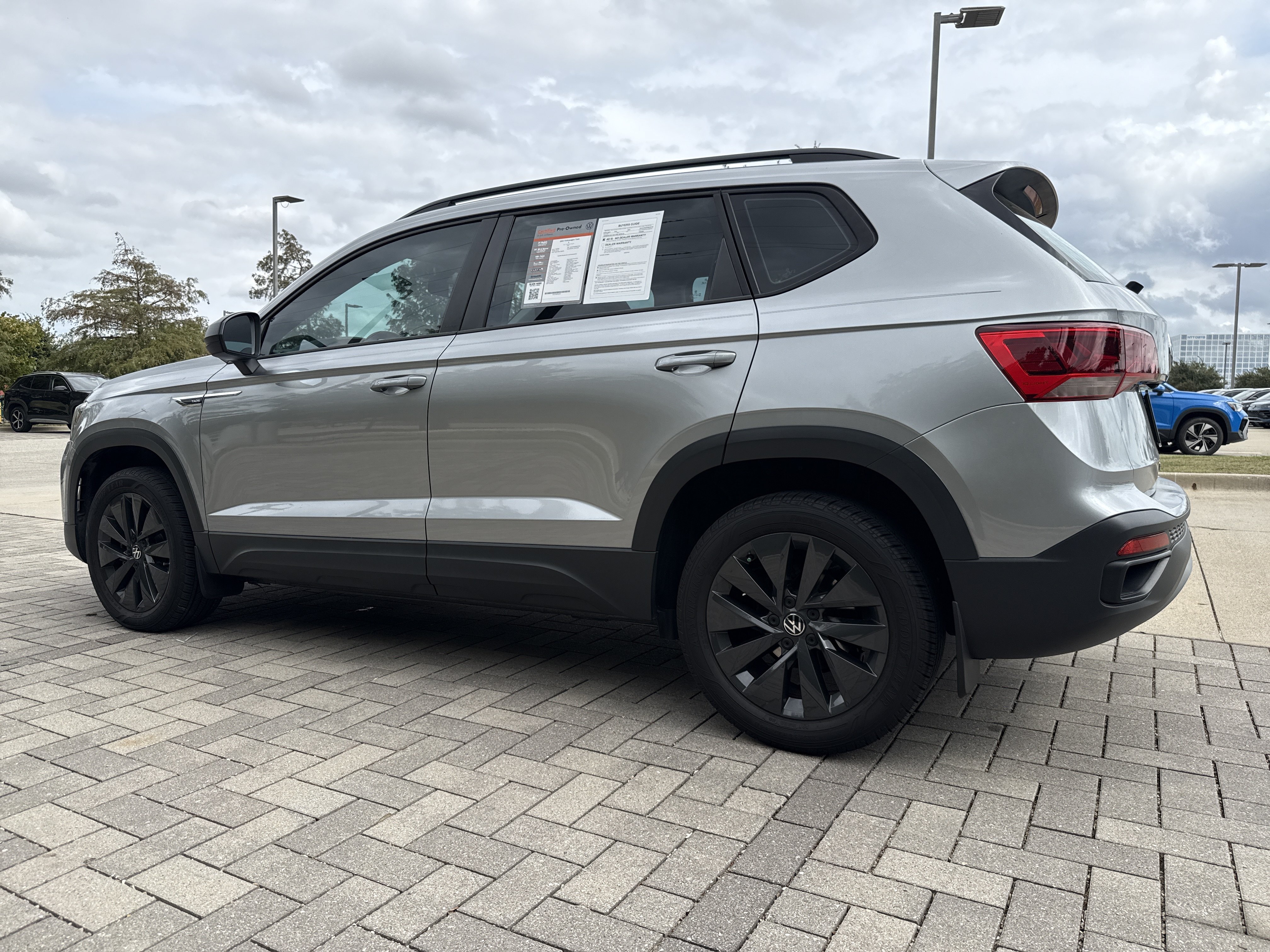 Certified 2023 Volkswagen Taos S FWD image 7