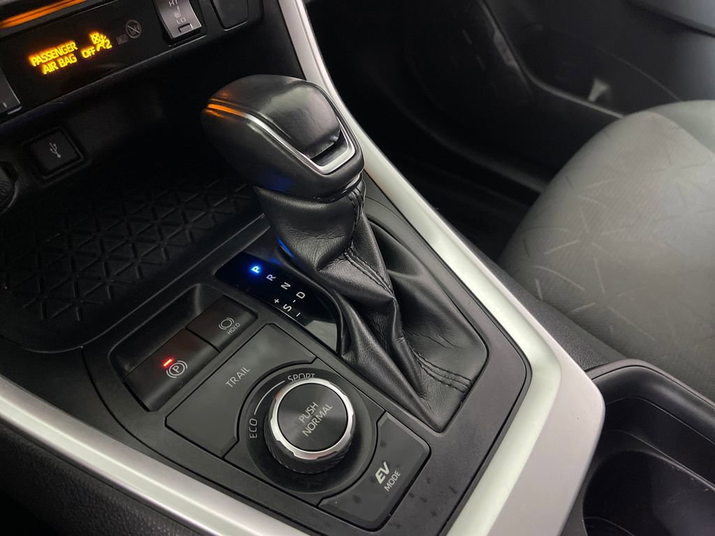 Certified 2021 Toyota RAV4 XLE w/ Convenience Package image 22