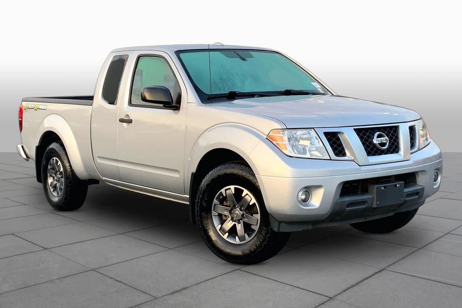 Used 2017 Nissan Frontier Desert Runner RWD image 3