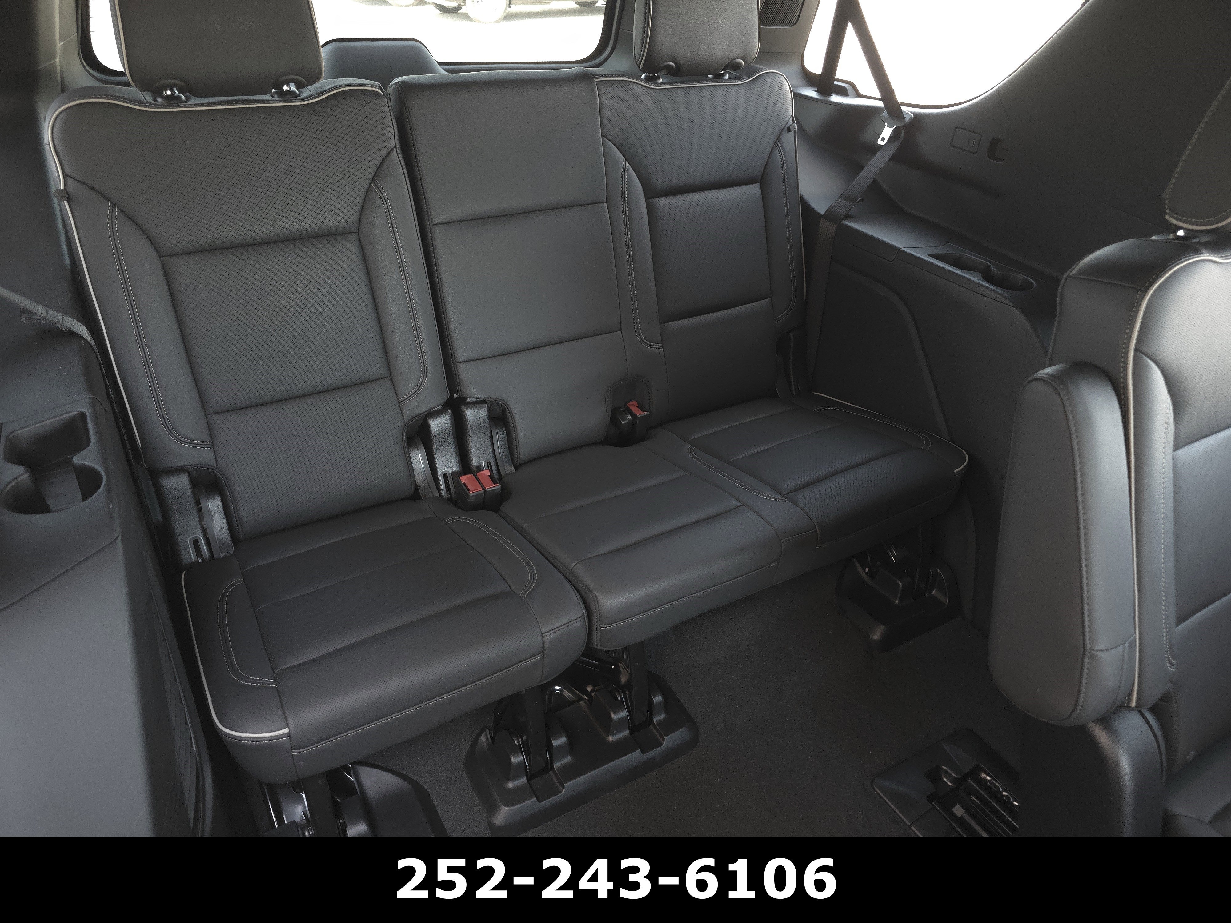 Used 2025 Chevrolet Tahoe Premier RWD image 43