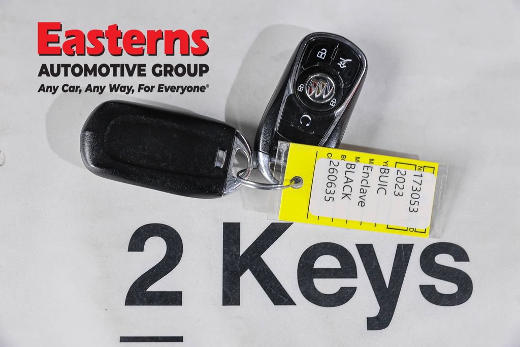 Used 2023 Buick Enclave Essence FWD image 28