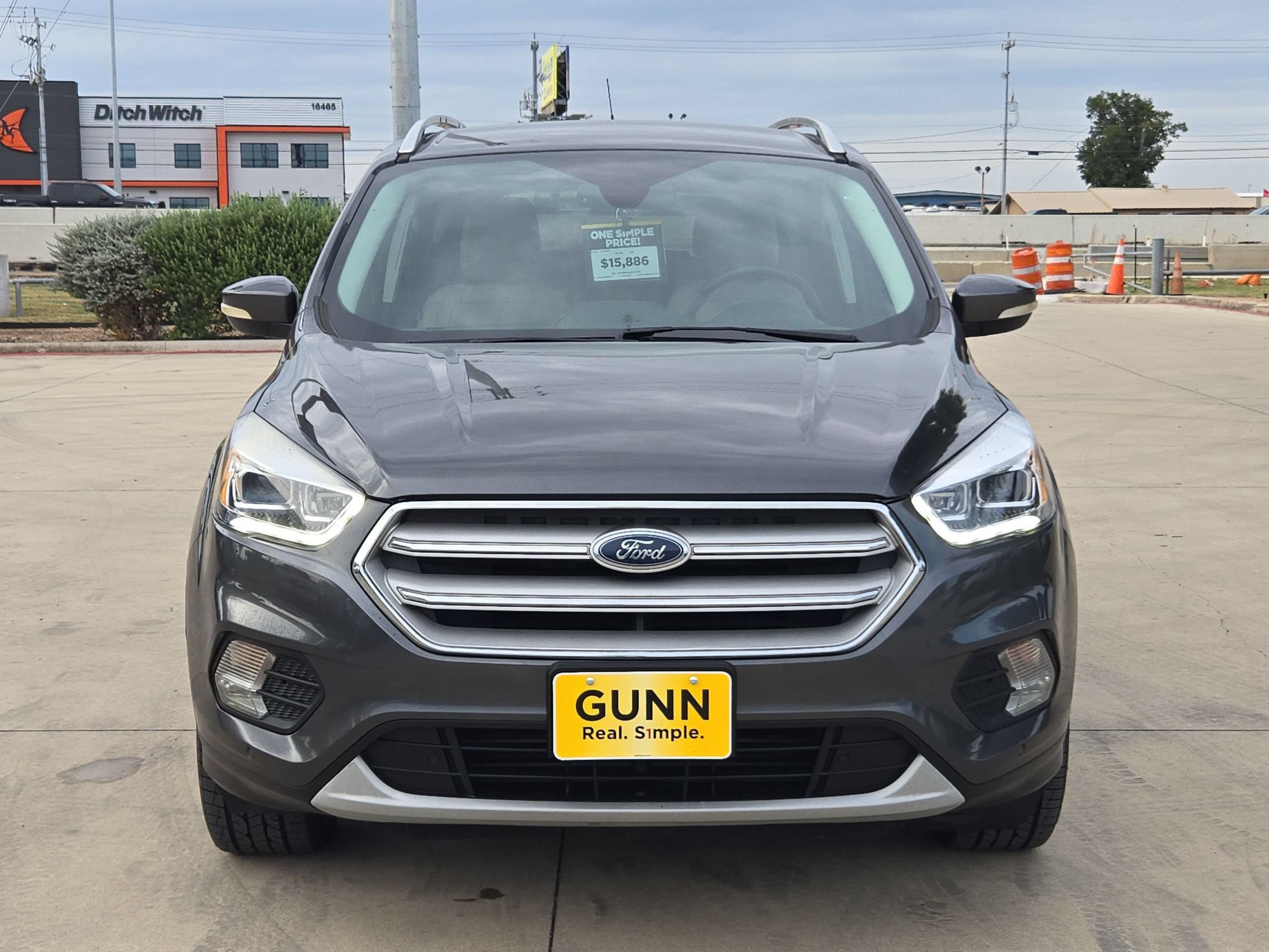 Used 2019 Ford Escape Titanium AWD/4WD image 8