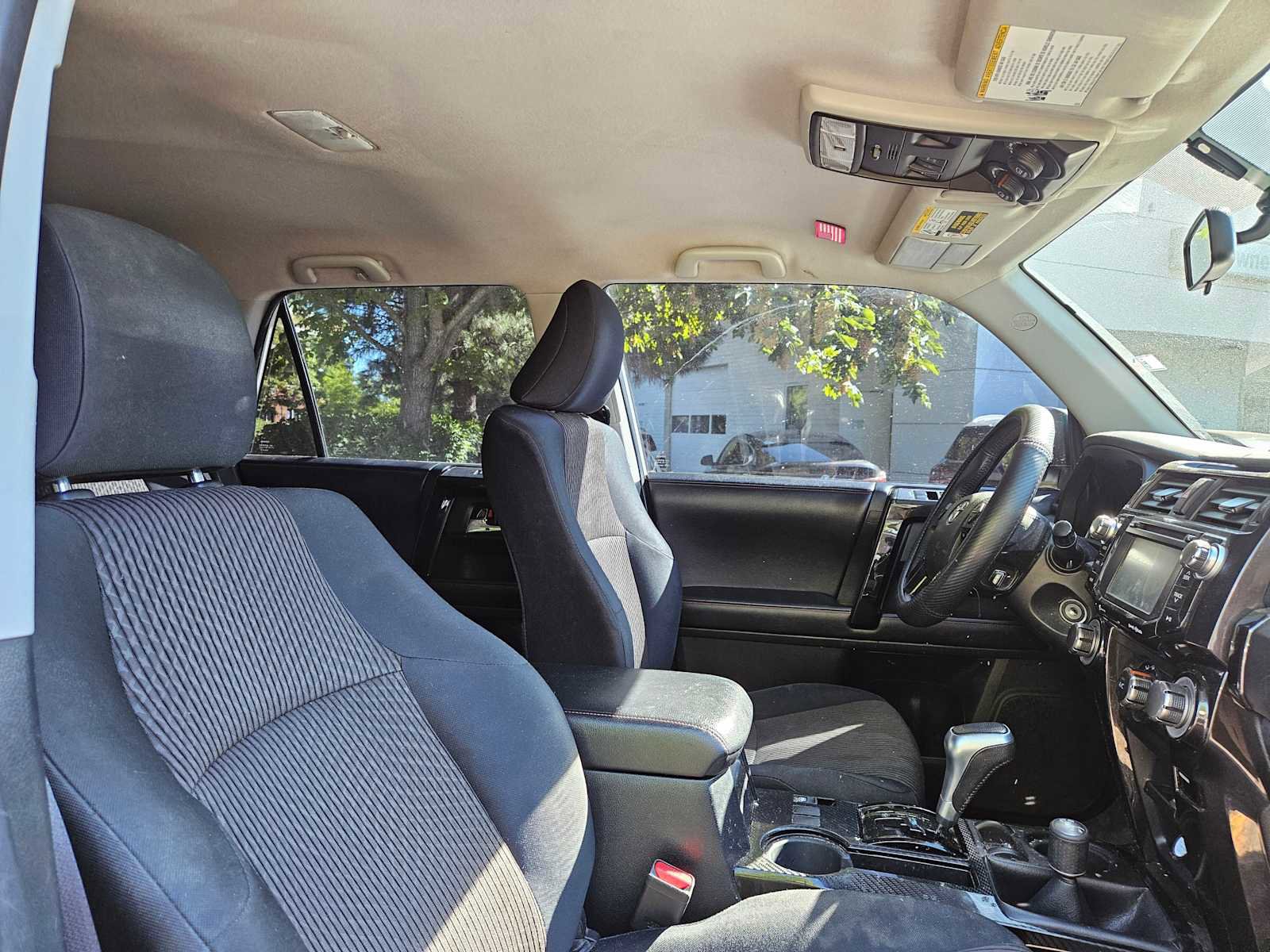 Used 2017 Toyota 4Runner TRD Off-Road AWD/4WD image 9